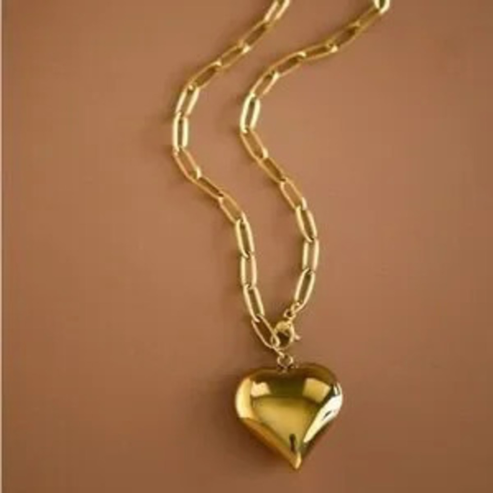 18K Gold Paperclip Heart Necklace (2016)